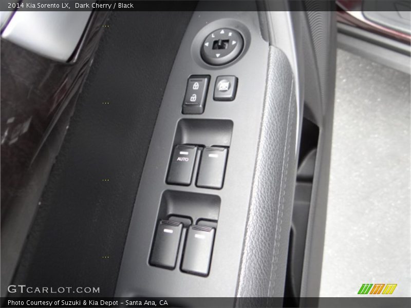 Dark Cherry / Black 2014 Kia Sorento LX
