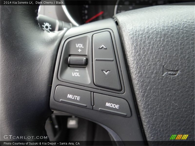 Dark Cherry / Black 2014 Kia Sorento LX