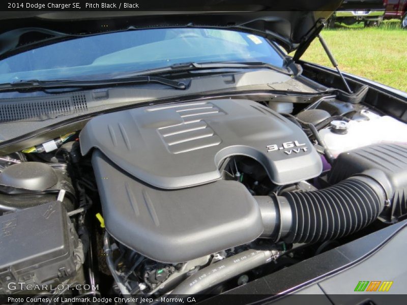 Pitch Black / Black 2014 Dodge Charger SE