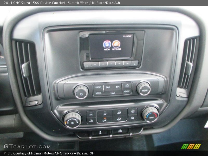 Controls of 2014 Sierra 1500 Double Cab 4x4