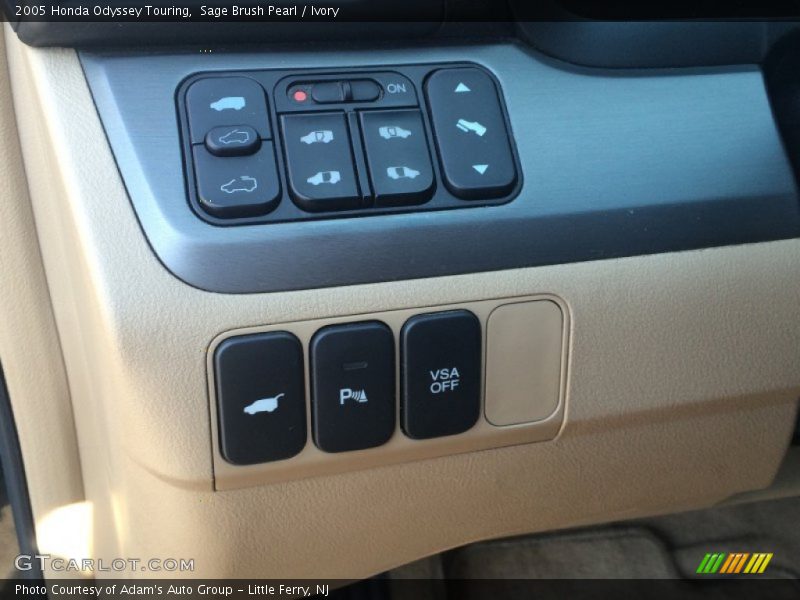 Sage Brush Pearl / Ivory 2005 Honda Odyssey Touring