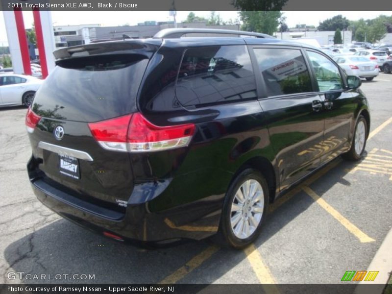 Black / Bisque 2011 Toyota Sienna XLE AWD