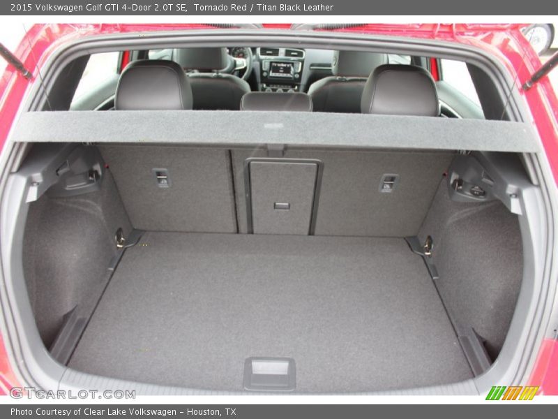  2015 Golf GTI 4-Door 2.0T SE Trunk