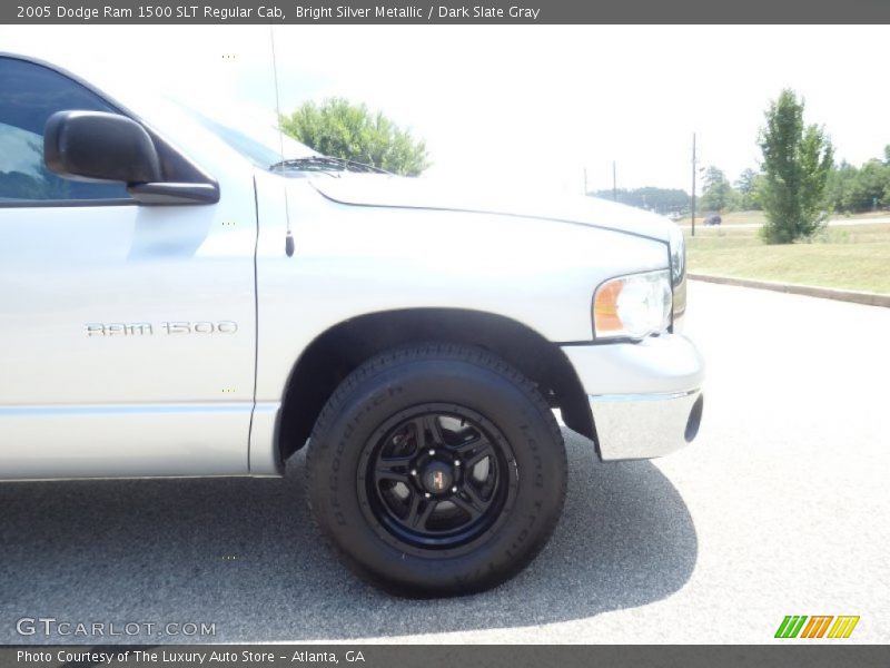 Bright Silver Metallic / Dark Slate Gray 2005 Dodge Ram 1500 SLT Regular Cab