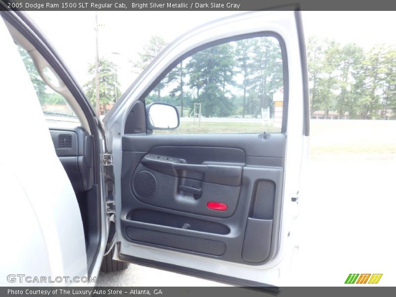 Bright Silver Metallic / Dark Slate Gray 2005 Dodge Ram 1500 SLT Regular Cab