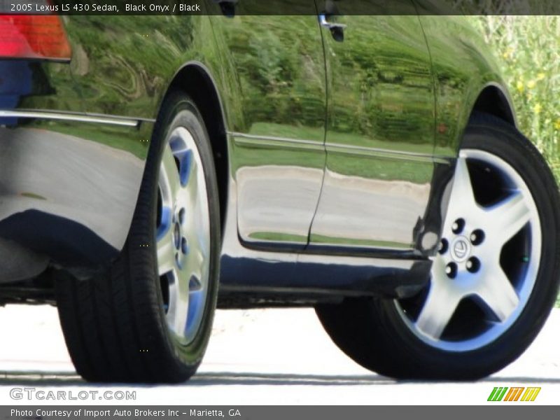 Black Onyx / Black 2005 Lexus LS 430 Sedan