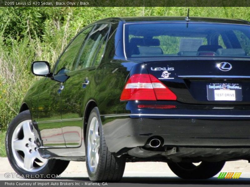 Black Onyx / Black 2005 Lexus LS 430 Sedan