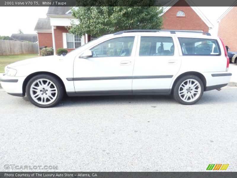 White / Taupe 2001 Volvo V70 T5