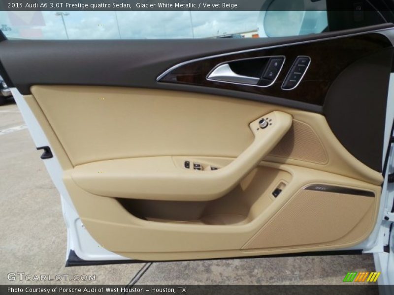 Door Panel of 2015 A6 3.0T Prestige quattro Sedan