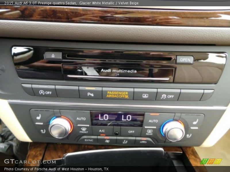 Controls of 2015 A6 3.0T Prestige quattro Sedan