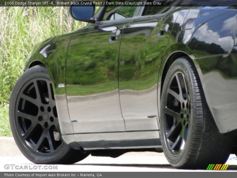 Brilliant Black Crystal Pearl / Dark Slate Gray/Light Slate Gray 2006 Dodge Charger SRT-8