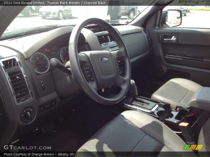 Tuxedo Black Metallic / Charcoal Black 2011 Ford Escape Limited