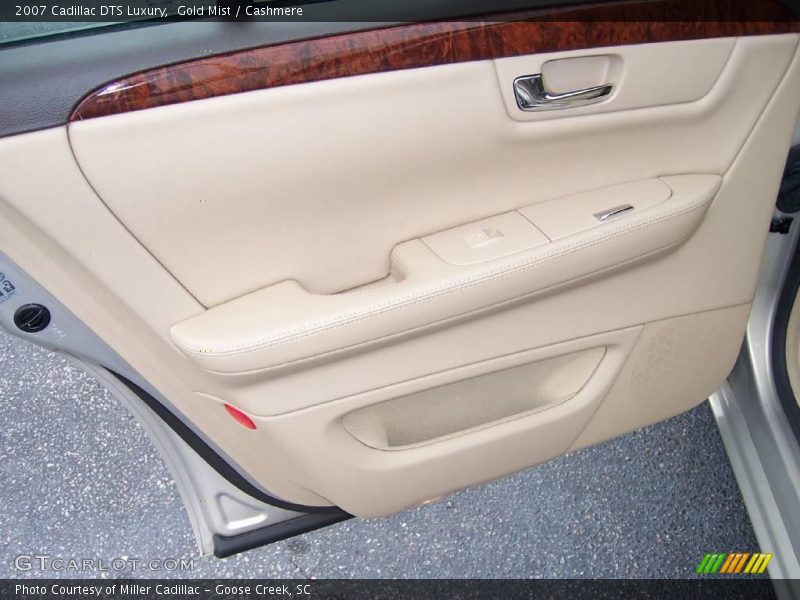 Gold Mist / Cashmere 2007 Cadillac DTS Luxury