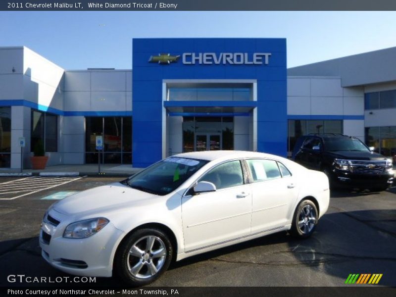 Front 3/4 View of 2011 Malibu LT