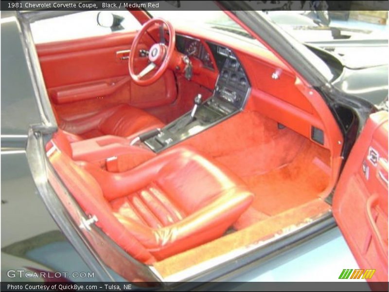 Black / Medium Red 1981 Chevrolet Corvette Coupe