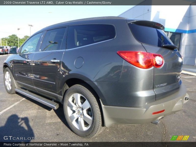 Cyber Gray Metallic / Cashmere/Ebony 2009 Chevrolet Traverse LTZ AWD