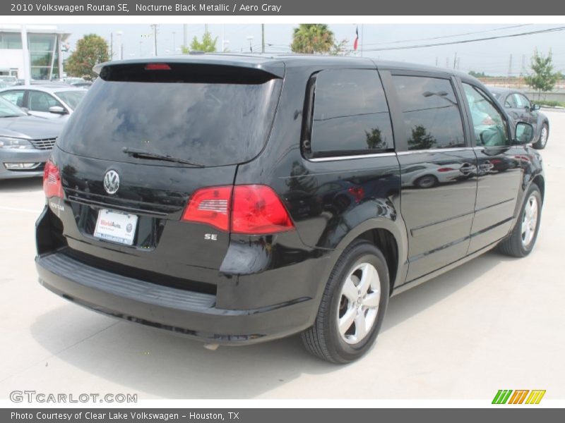 Nocturne Black Metallic / Aero Gray 2010 Volkswagen Routan SE