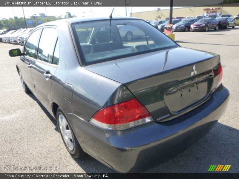 Labrador Black Pearl / Gray 2004 Mitsubishi Lancer ES