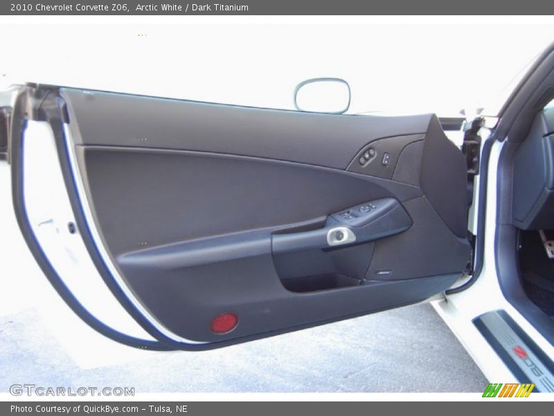 Arctic White / Dark Titanium 2010 Chevrolet Corvette Z06