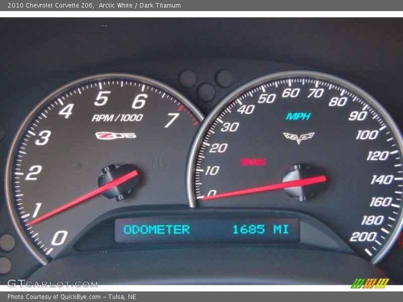 Arctic White / Dark Titanium 2010 Chevrolet Corvette Z06