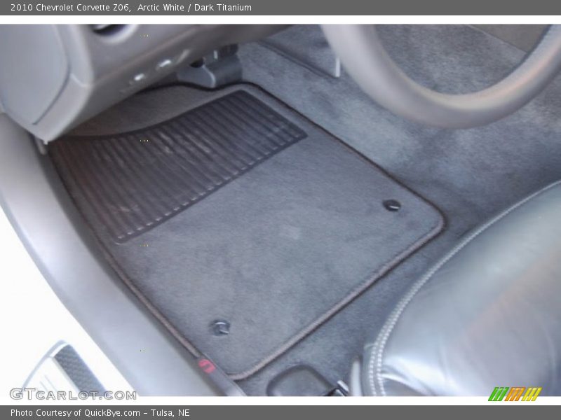 Arctic White / Dark Titanium 2010 Chevrolet Corvette Z06