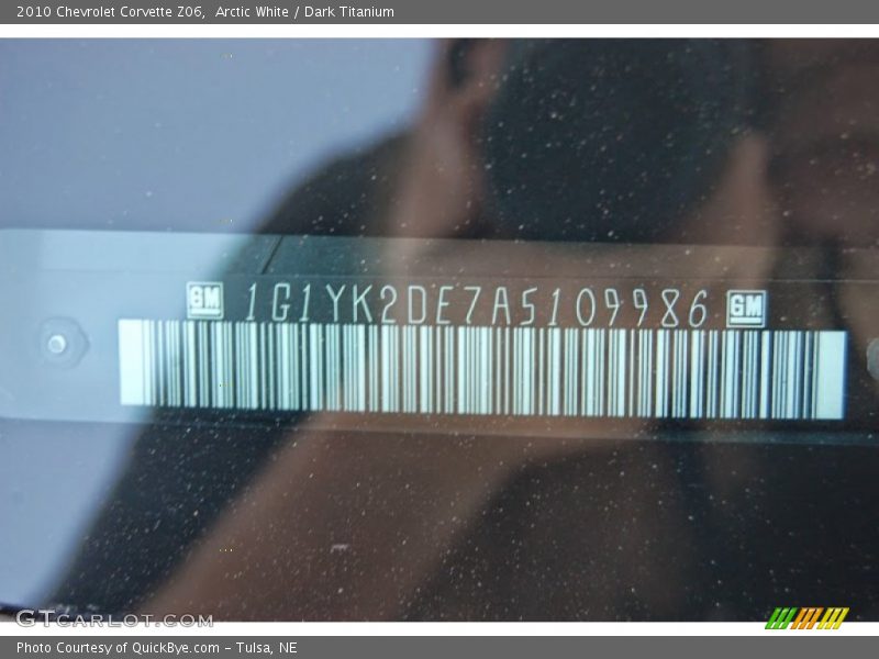 Arctic White / Dark Titanium 2010 Chevrolet Corvette Z06
