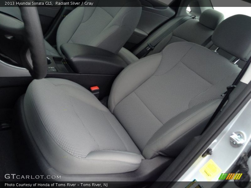 Radiant Silver / Gray 2013 Hyundai Sonata GLS