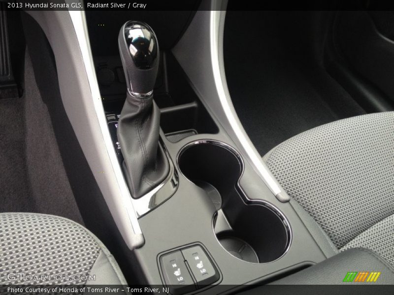 Radiant Silver / Gray 2013 Hyundai Sonata GLS