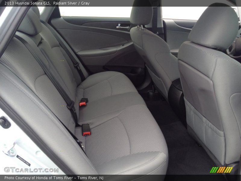 Radiant Silver / Gray 2013 Hyundai Sonata GLS