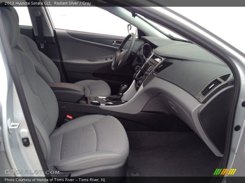 Radiant Silver / Gray 2013 Hyundai Sonata GLS