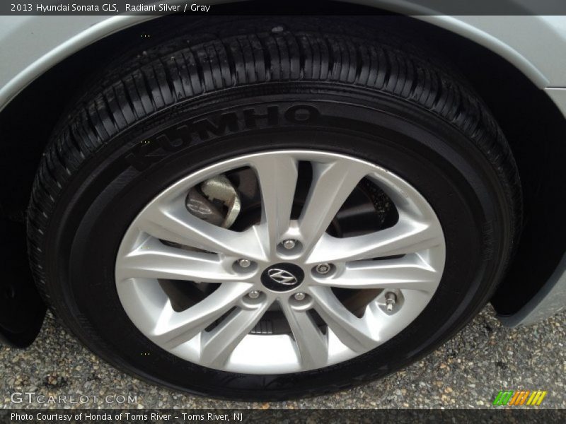 Radiant Silver / Gray 2013 Hyundai Sonata GLS