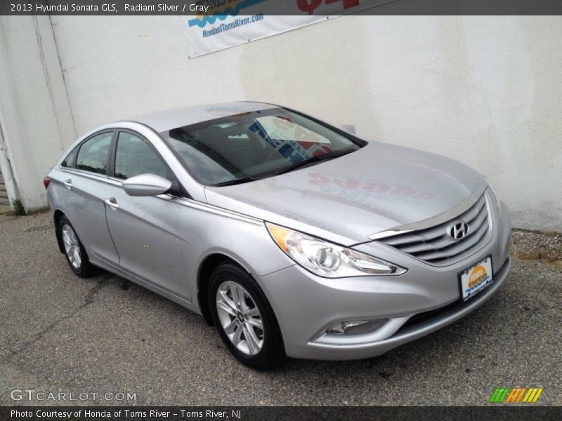 Radiant Silver / Gray 2013 Hyundai Sonata GLS
