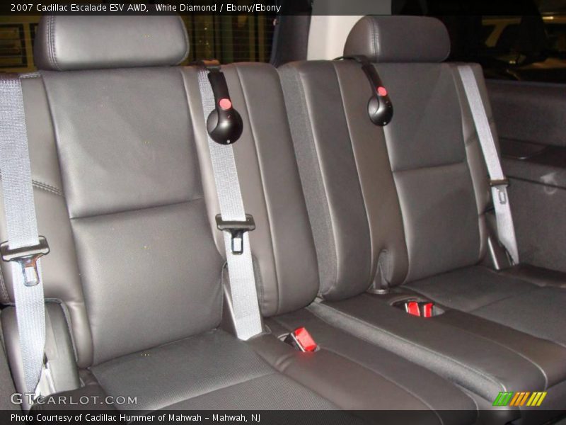 White Diamond / Ebony/Ebony 2007 Cadillac Escalade ESV AWD