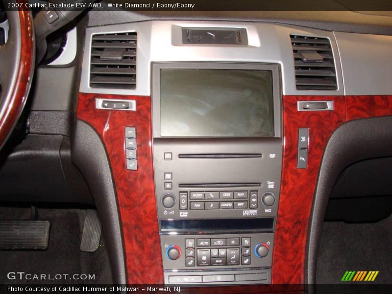White Diamond / Ebony/Ebony 2007 Cadillac Escalade ESV AWD