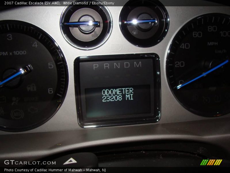 White Diamond / Ebony/Ebony 2007 Cadillac Escalade ESV AWD