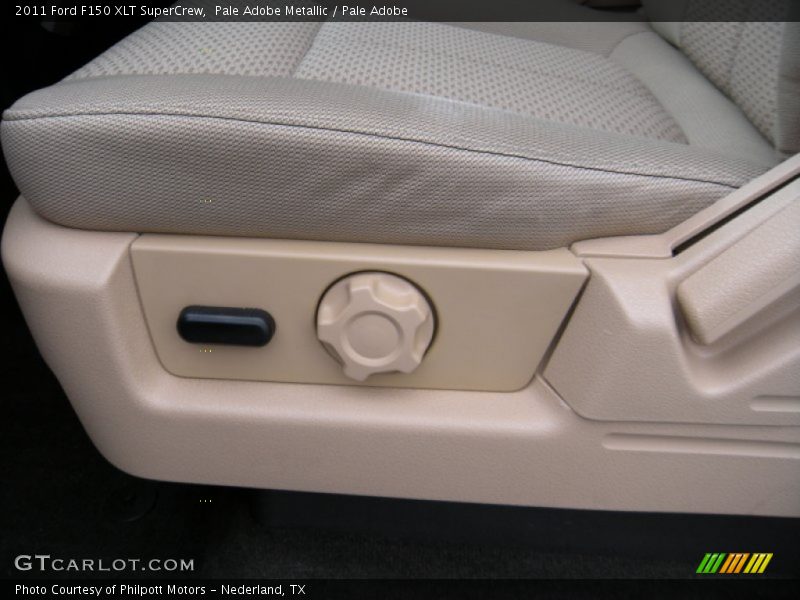 Pale Adobe Metallic / Pale Adobe 2011 Ford F150 XLT SuperCrew