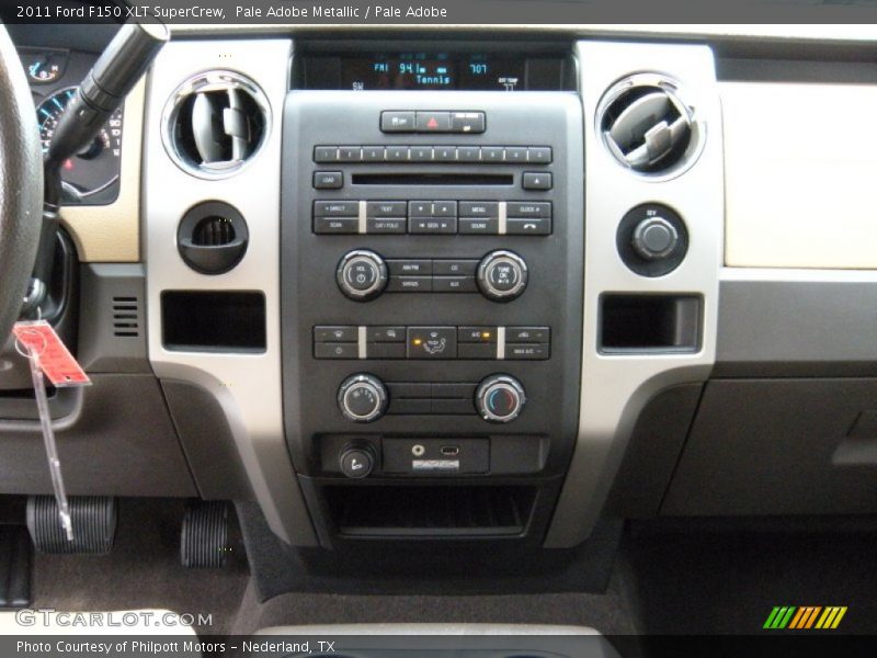Pale Adobe Metallic / Pale Adobe 2011 Ford F150 XLT SuperCrew