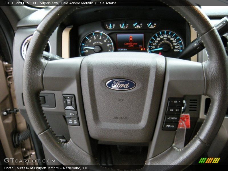 Pale Adobe Metallic / Pale Adobe 2011 Ford F150 XLT SuperCrew