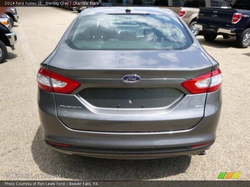 Sterling Gray / Charcoal Black 2014 Ford Fusion SE