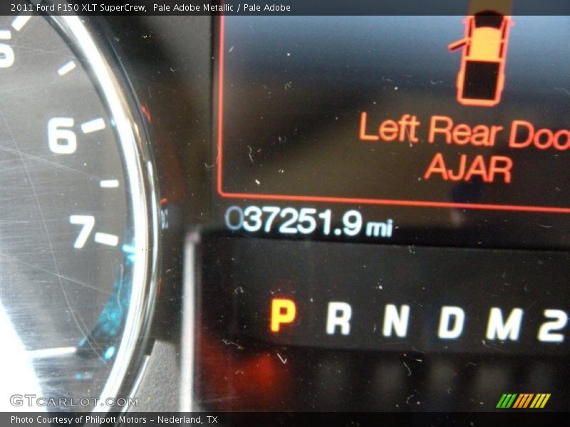 Pale Adobe Metallic / Pale Adobe 2011 Ford F150 XLT SuperCrew