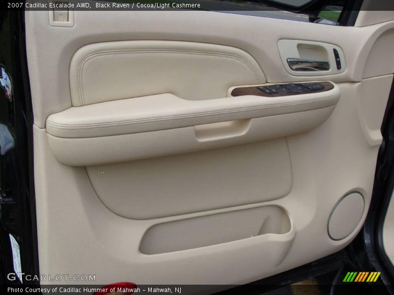 Black Raven / Cocoa/Light Cashmere 2007 Cadillac Escalade AWD