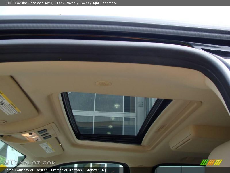 Black Raven / Cocoa/Light Cashmere 2007 Cadillac Escalade AWD