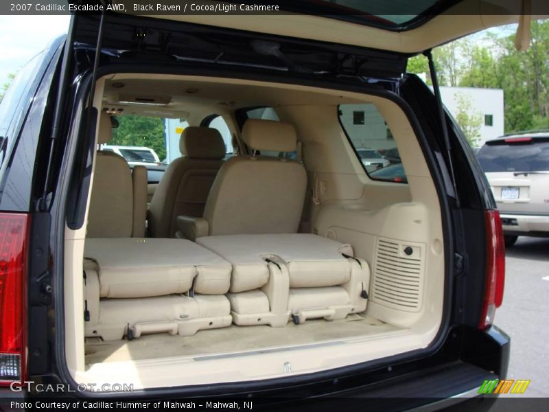 Black Raven / Cocoa/Light Cashmere 2007 Cadillac Escalade AWD