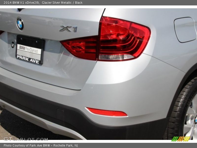 Glacier Silver Metallic / Black 2014 BMW X1 xDrive28i