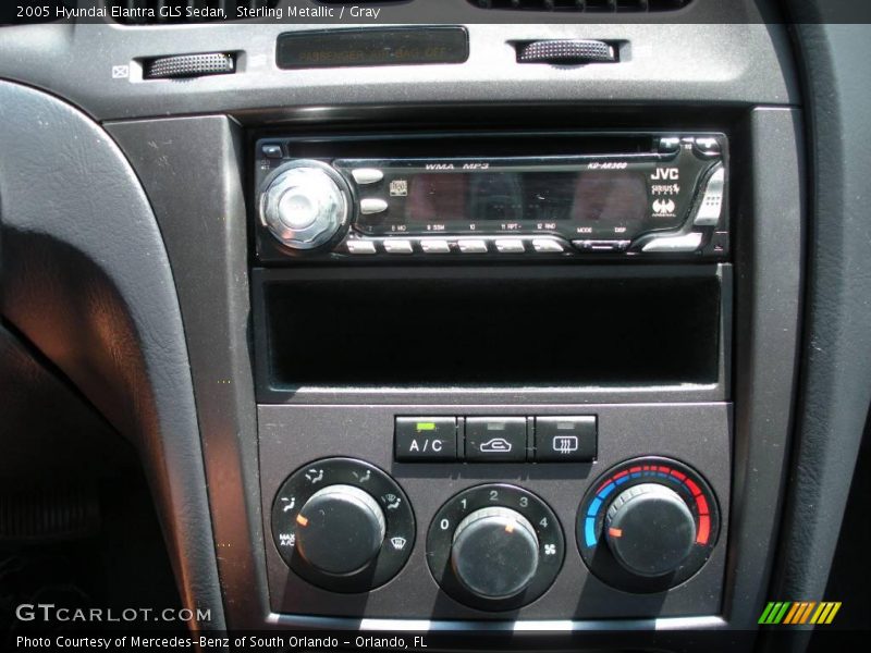 Sterling Metallic / Gray 2005 Hyundai Elantra GLS Sedan