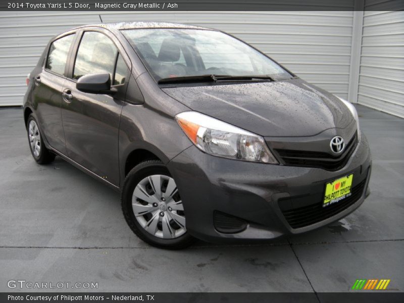 Magnetic Gray Metallic / Ash 2014 Toyota Yaris L 5 Door