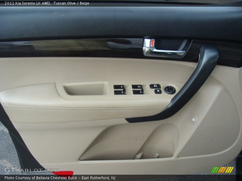 Tuscan Olive / Beige 2011 Kia Sorento LX AWD