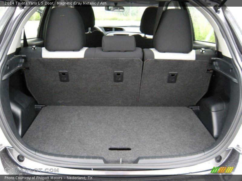 Magnetic Gray Metallic / Ash 2014 Toyota Yaris L 5 Door