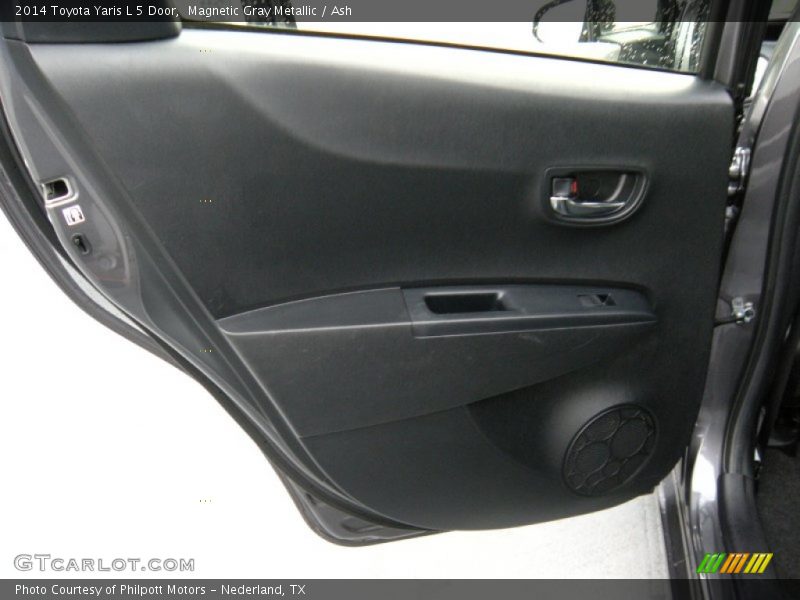 Magnetic Gray Metallic / Ash 2014 Toyota Yaris L 5 Door