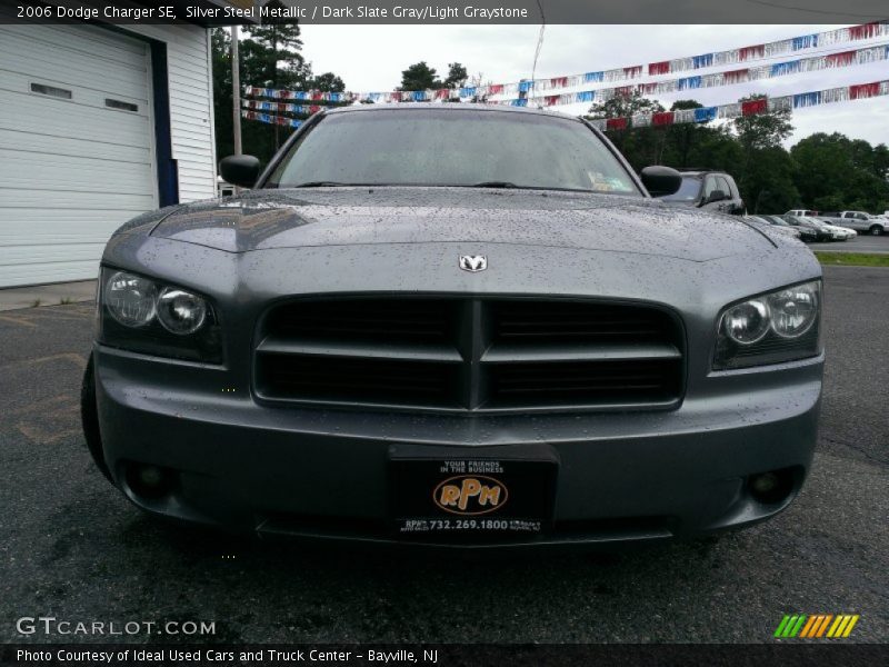 Silver Steel Metallic / Dark Slate Gray/Light Graystone 2006 Dodge Charger SE